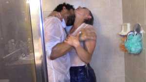 hot-fun-in-the-shower_2.jpg