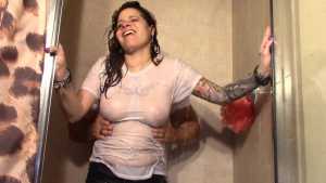 lift-and-carry-shower-scene_6.jpg